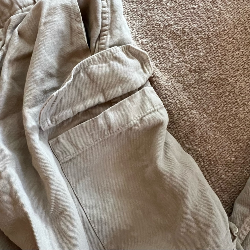 Nili Lotan Yannic Sandstone Cargo Pant - Picture 5 of 8